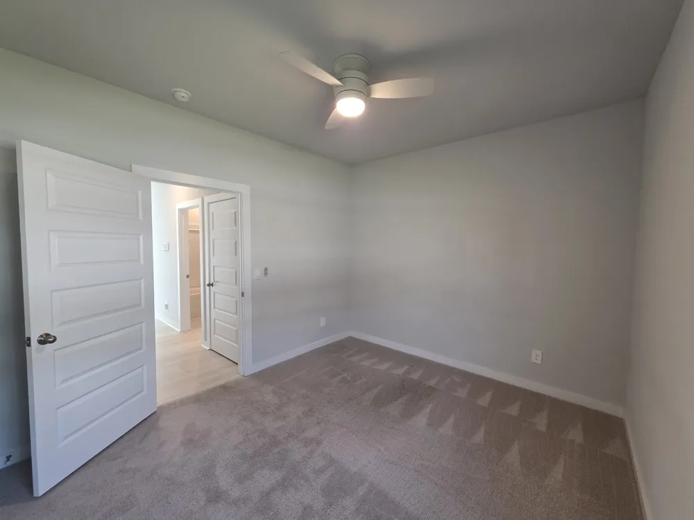 1037 Royal Gorge Pvt Ct Gallatin, TN 37066