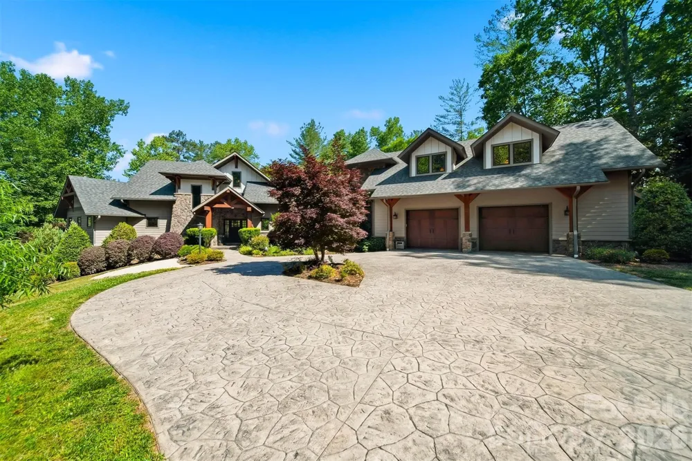 308 Riverwalk Drive Connelly Springs, NC 28612