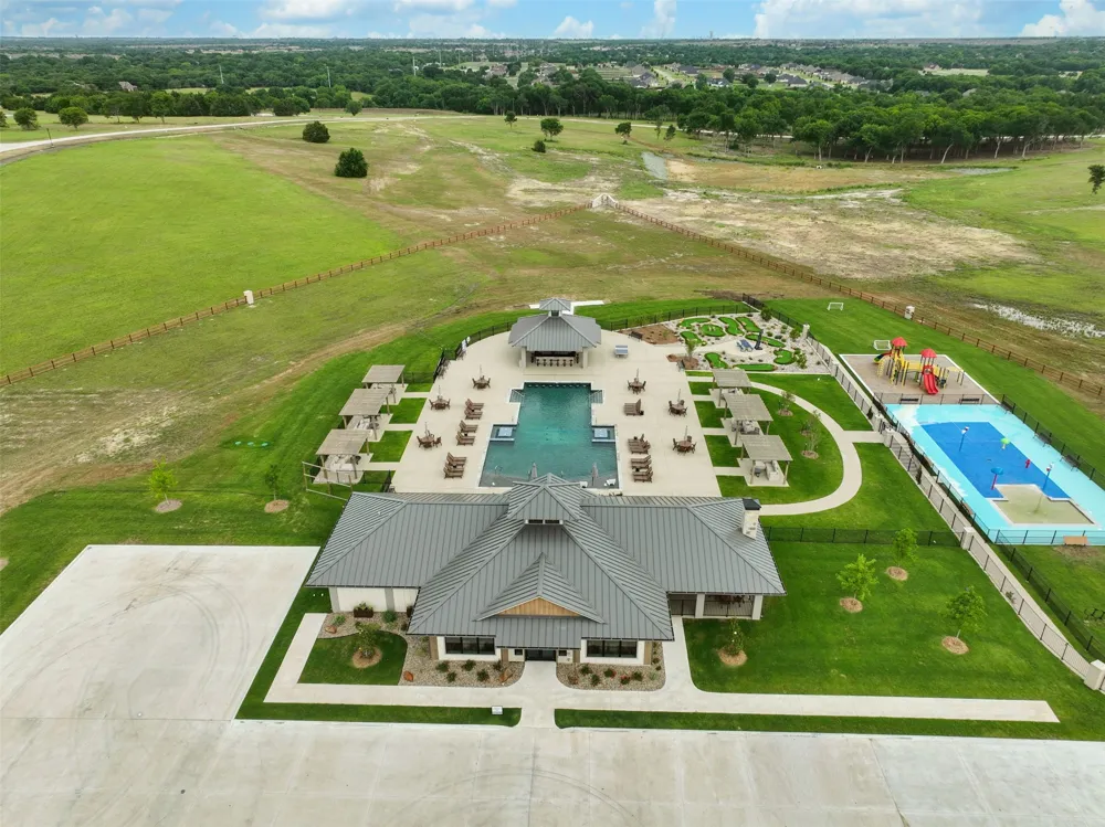 Bynum Springs Oak Leaf, TX 76065
