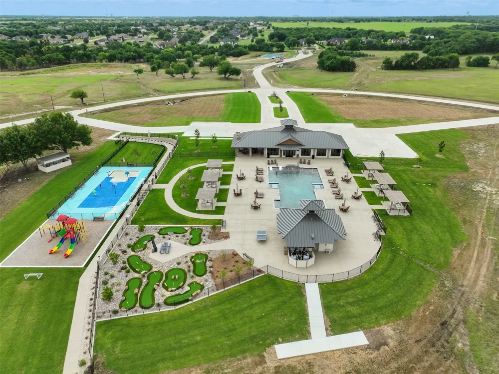Bynum Springs Oak Leaf, TX 76065