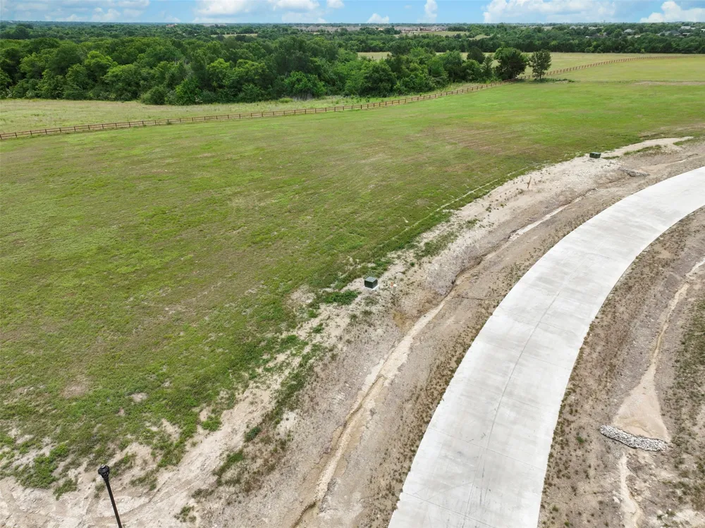Bynum Springs Oak Leaf, TX 76065