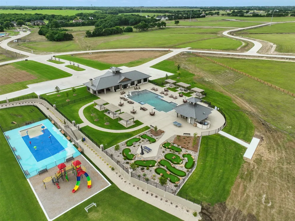 Bynum Springs Oak Leaf, TX 76065