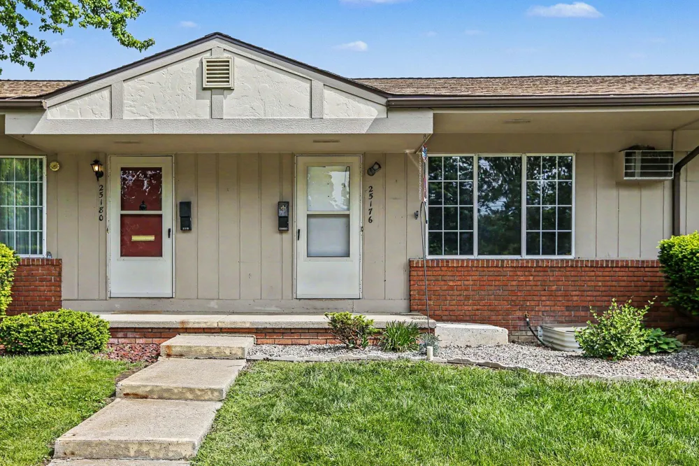 25176 Potomac Drive #2 Lyon Charter Township, MI 48178