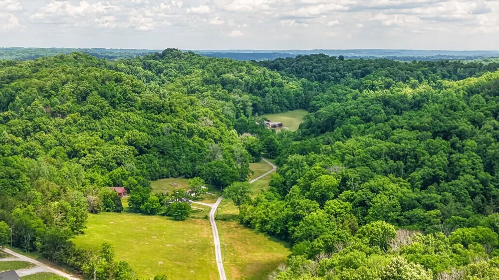 395B Allen Rd Goodlettsville, TN 37072