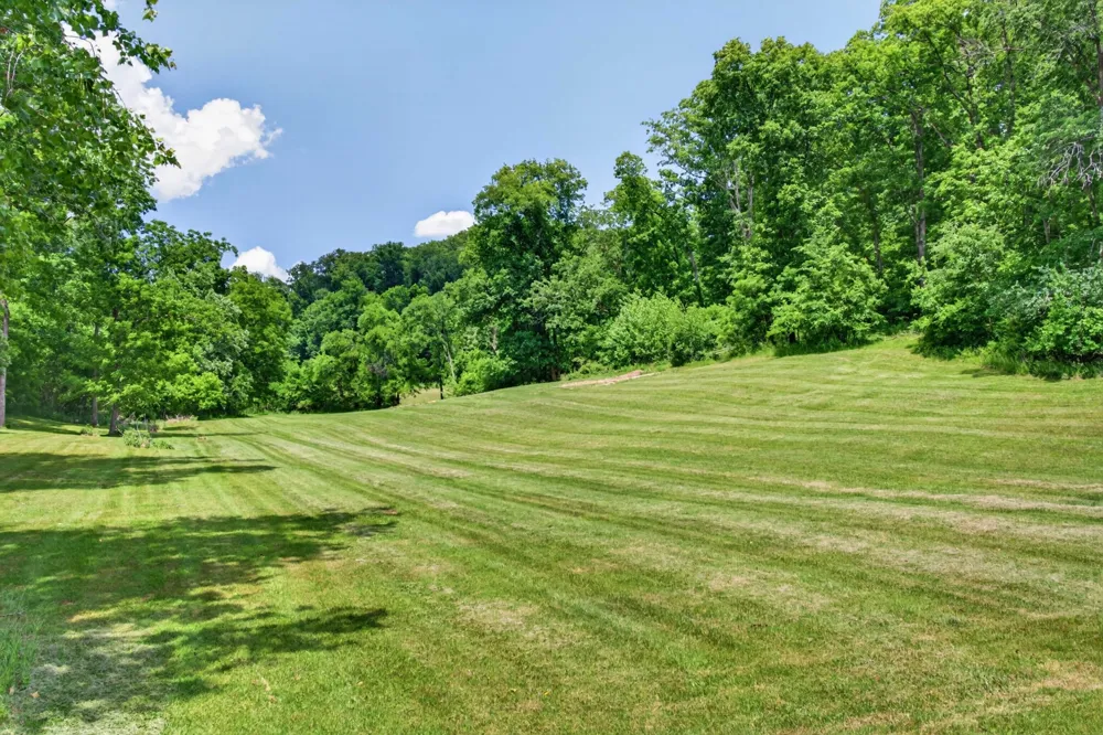 395B Allen Rd Goodlettsville, TN 37072