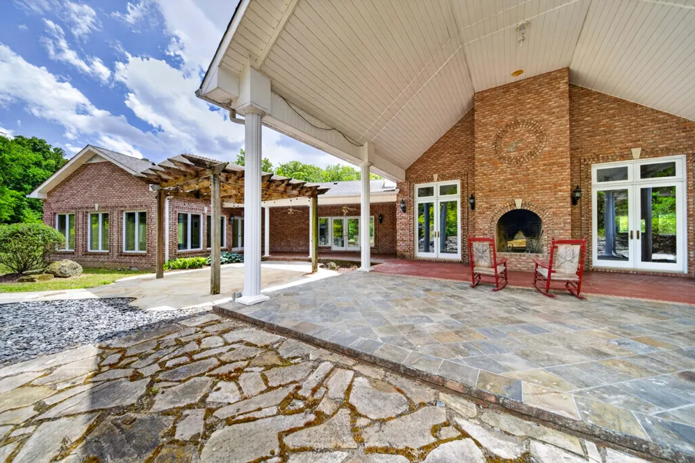 395B Allen Rd Goodlettsville, TN 37072