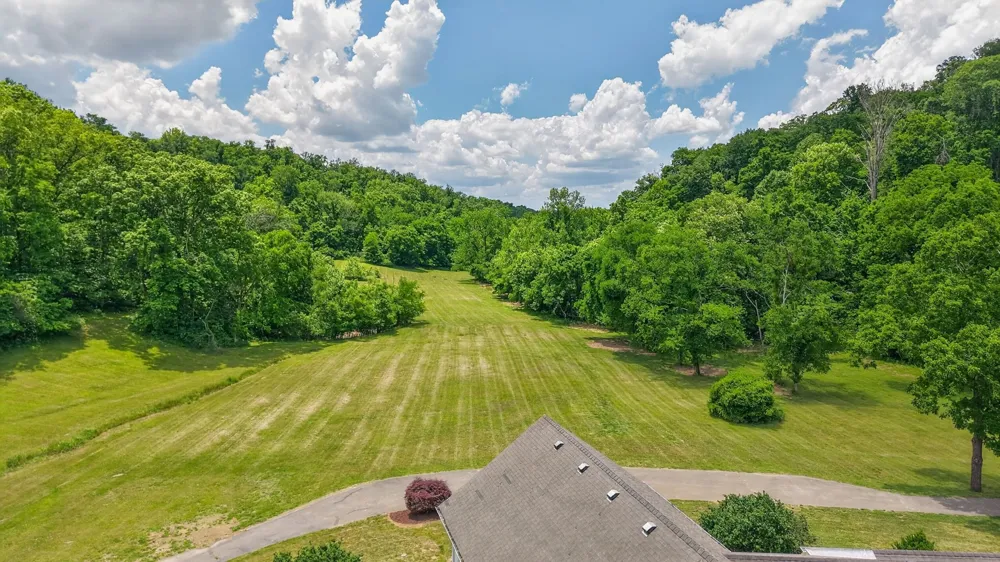 395B Allen Rd Goodlettsville, TN 37072