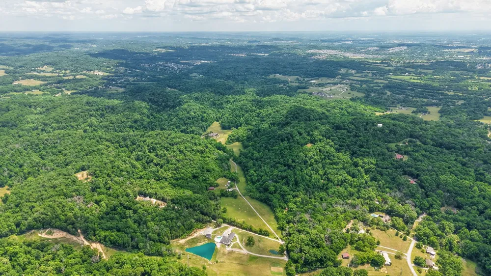 395B Allen Rd Goodlettsville, TN 37072