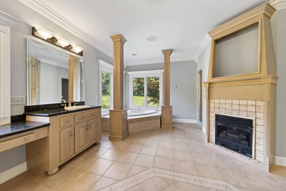 395B Allen Rd Goodlettsville, TN 37072