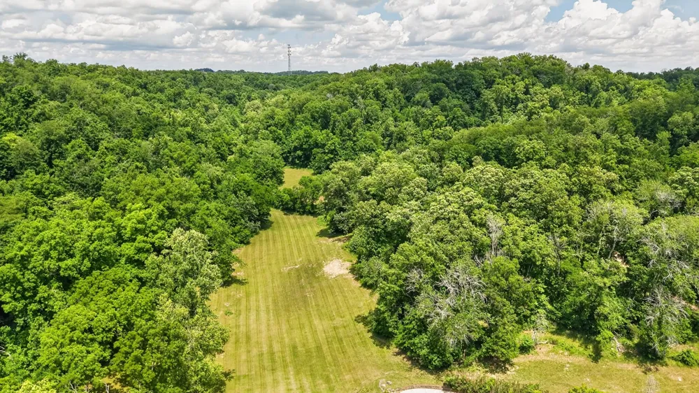 395B Allen Rd Goodlettsville, TN 37072