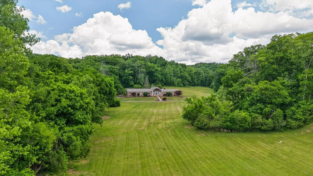 395B Allen Rd Goodlettsville, TN 37072