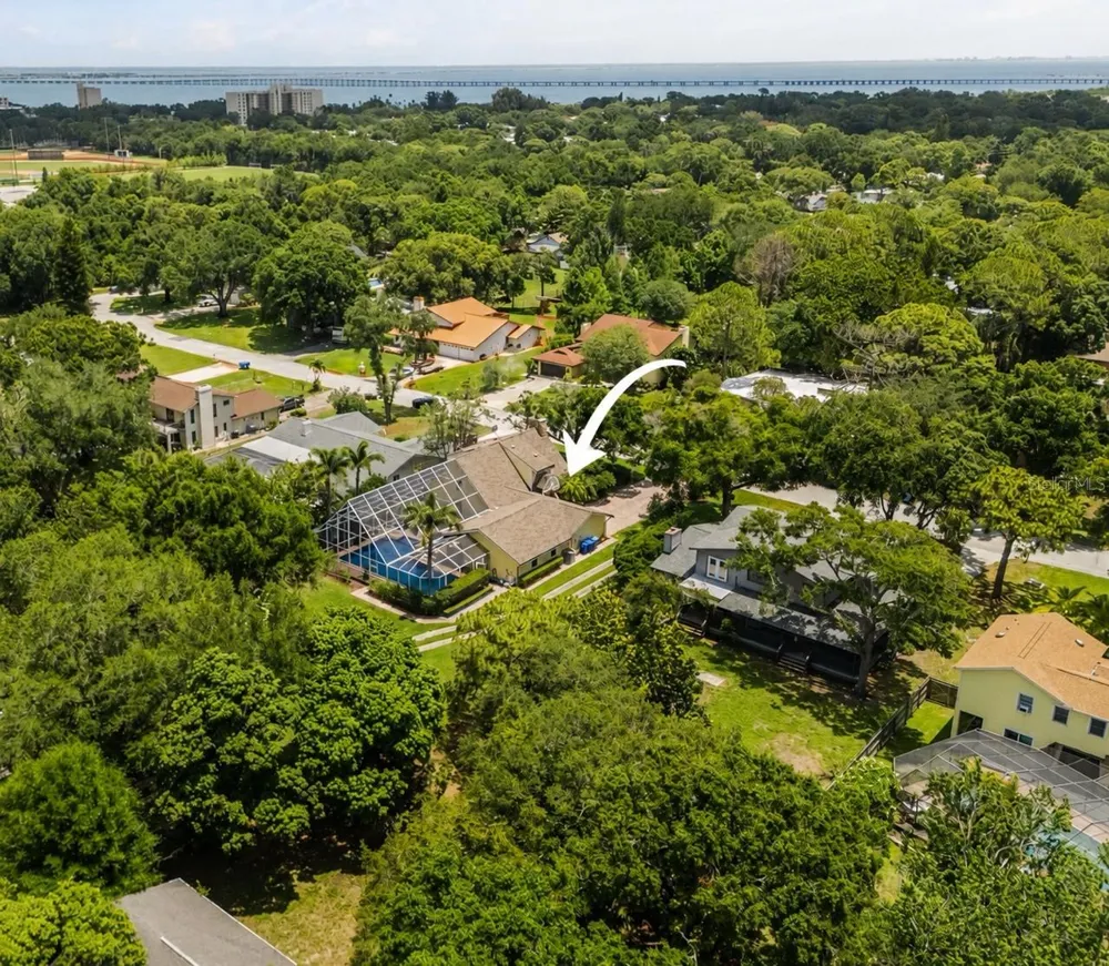 1944 LEVINE LANE Clearwater, FL 33760