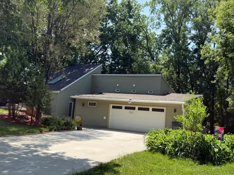 5111 Circle Down