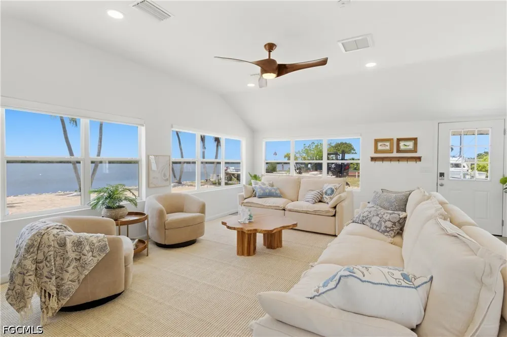 Coco Plum Drive Matlacha, FL 33993