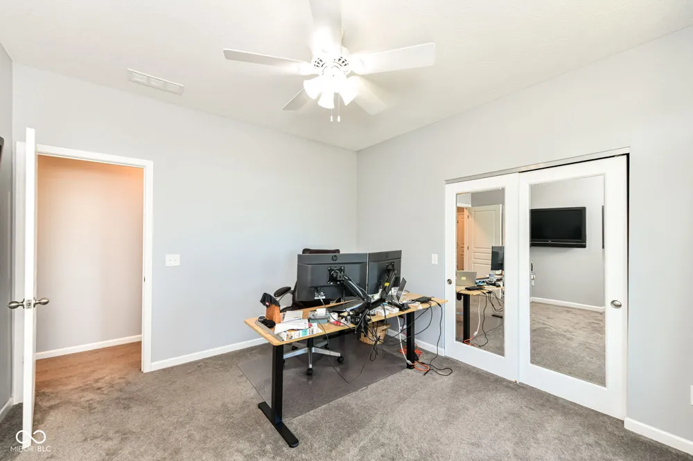6425 900 W Elwood, IN 46036