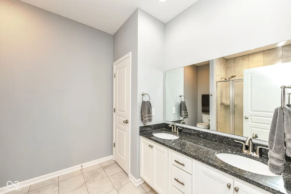 6425 900 W Elwood, IN 46036