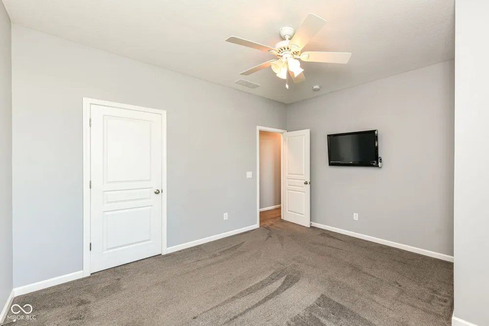 6425 900 W Elwood, IN 46036