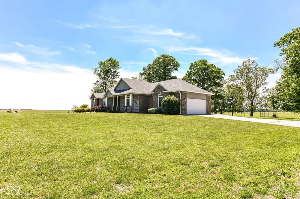 6425 900 W Elwood, IN 46036