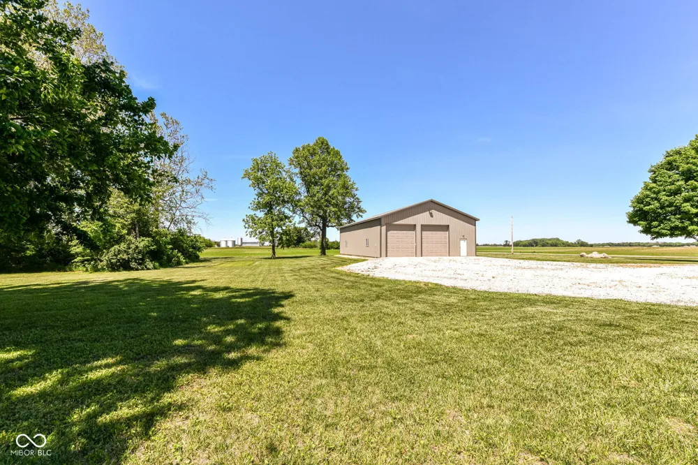 6425 900 W Elwood, IN 46036