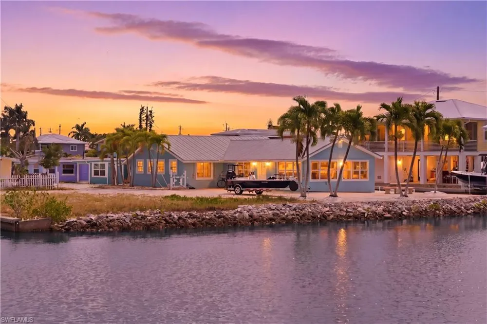 2669 Coco Plum Drive Matlacha, FL 33993
