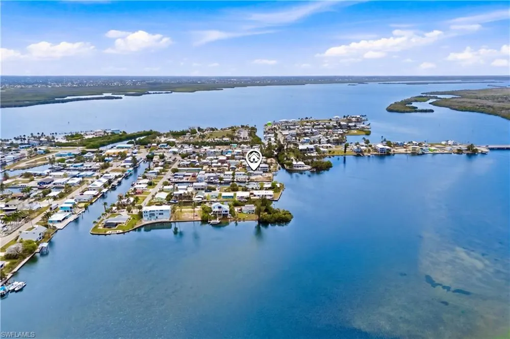 2669 Coco Plum Drive Matlacha, FL 33993