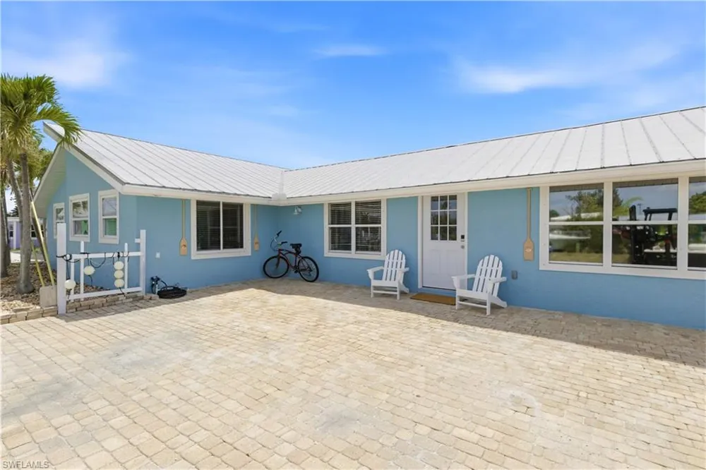 2669 Coco Plum Drive Matlacha, FL 33993