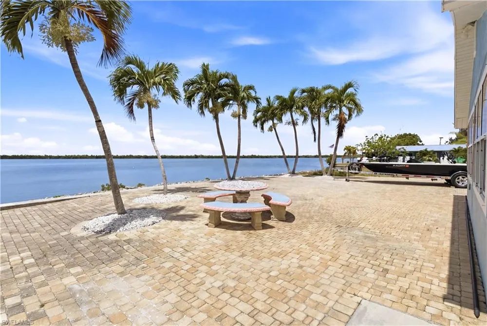 2669 Coco Plum Drive Matlacha, FL 33993