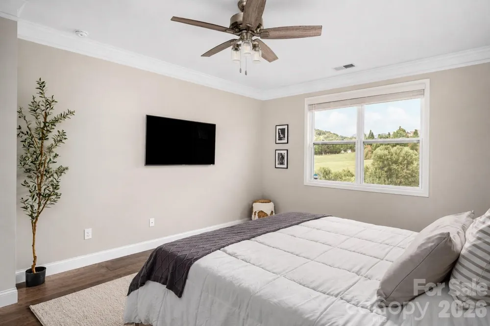 45 Dreambird Drive Leicester, NC 28748