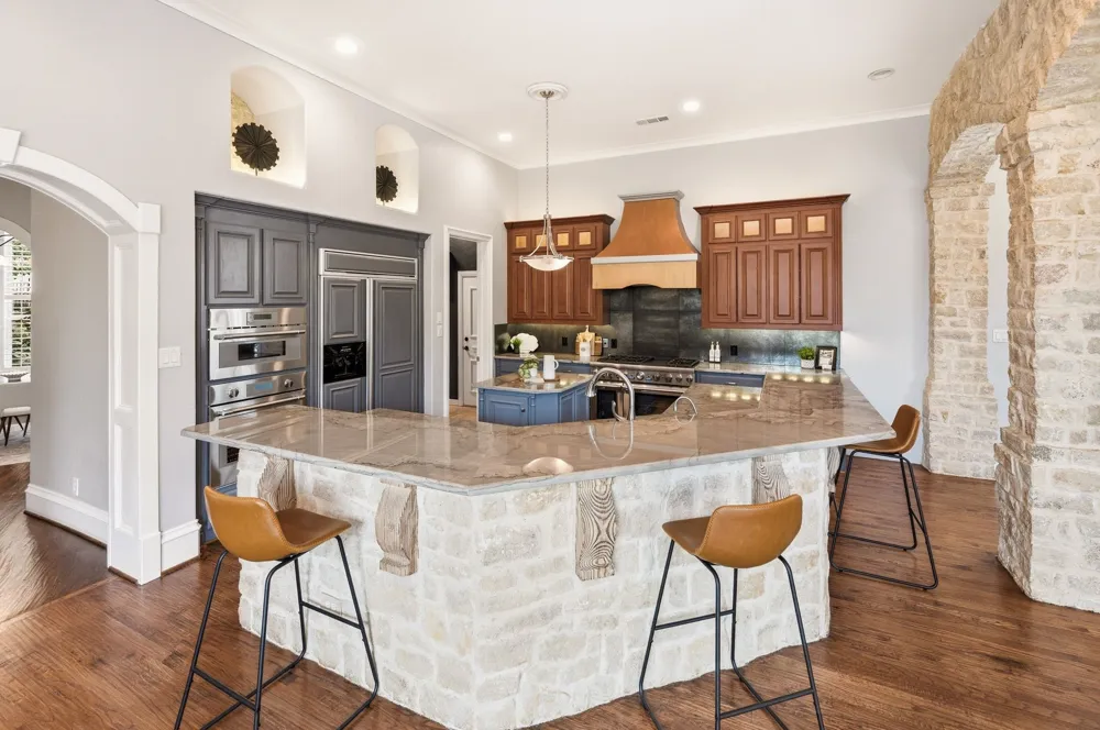 3091 Whispering Oaks Drive Highland Village, TX 75077
