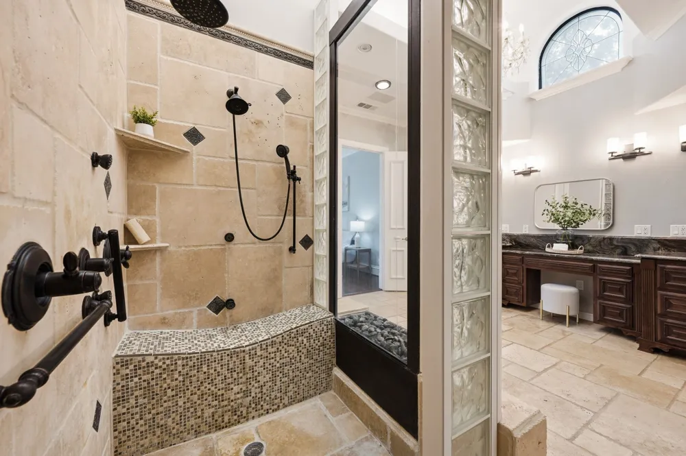 3091 Whispering Oaks Drive Highland Village, TX 75077