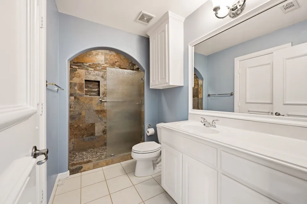 3091 Whispering Oaks Drive Highland Village, TX 75077
