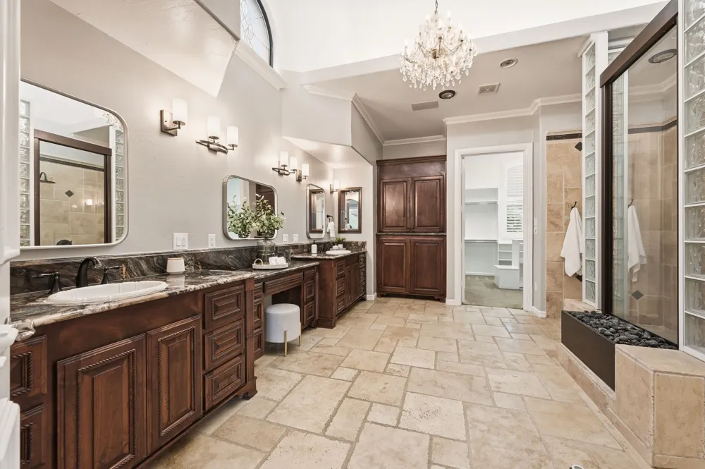 3091 Whispering Oaks Drive Highland Village, TX 75077