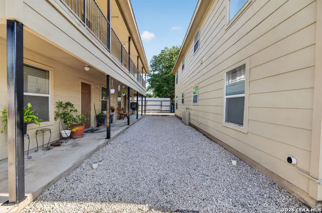 926/930 Drury Lane San Antonio, TX 78221