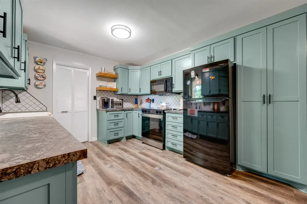 9958 Farm Road 79 Sumner, TX 75486