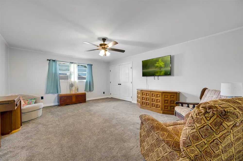 9958 Farm Road 79 Sumner, TX 75486