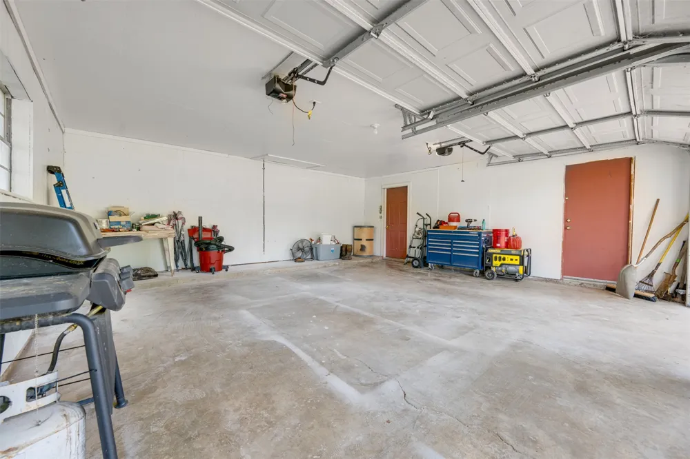 9958 Farm Road 79 Sumner, TX 75486