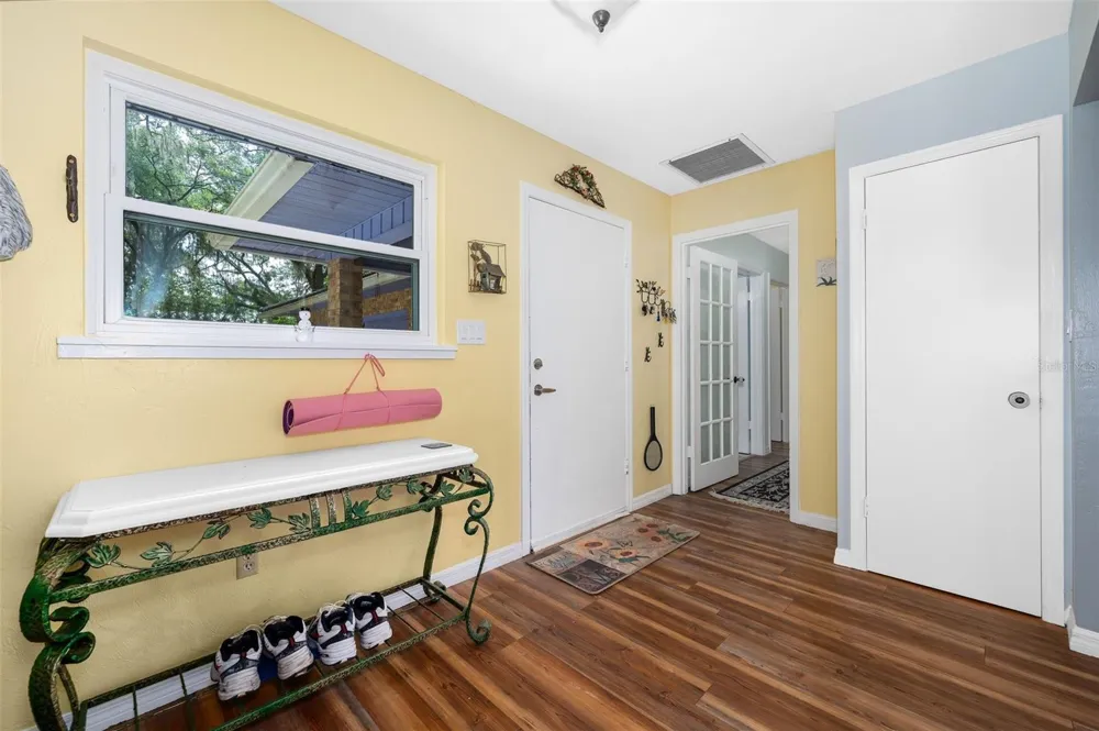16422 NE 10TH STREET Gainesville, FL 32609