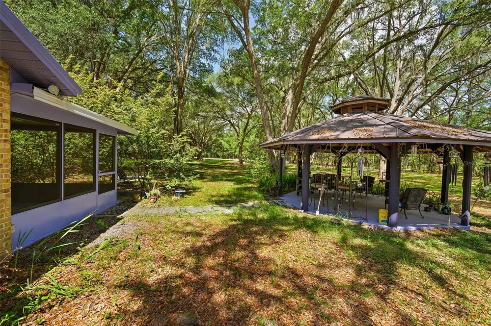16422 NE 10TH STREET Gainesville, FL 32609