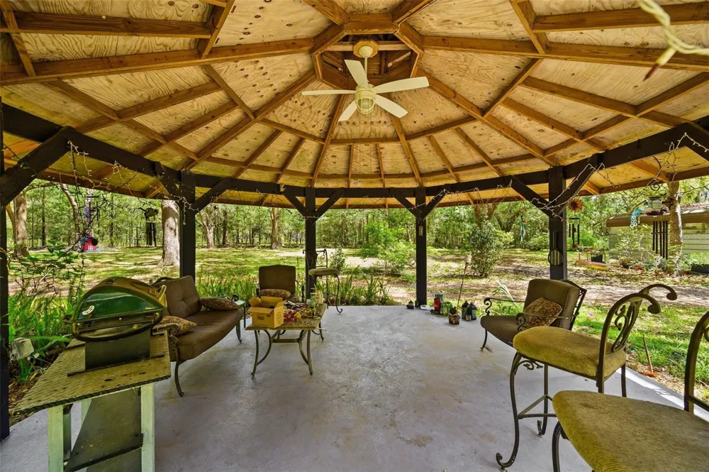 16422 NE 10TH STREET Gainesville, FL 32609