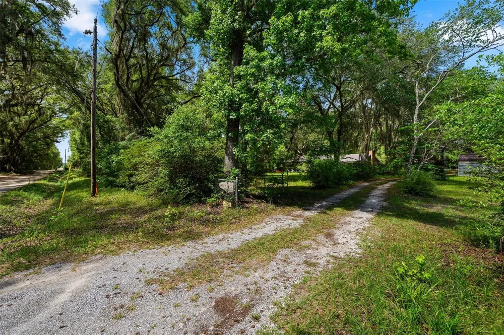 16422 NE 10TH STREET Gainesville, FL 32609