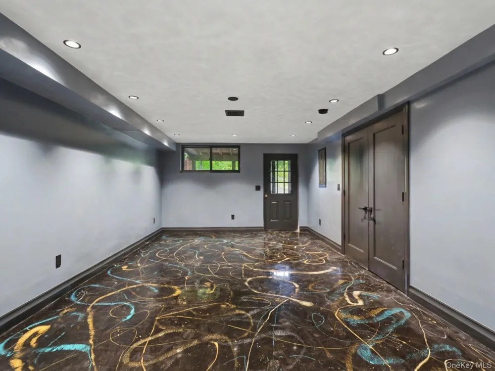 97 Svenski Road Montgomery, NY 12549