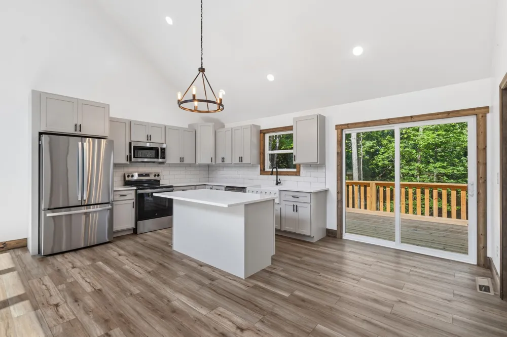2377 Porch Rock Road Pikeville, TN 37367