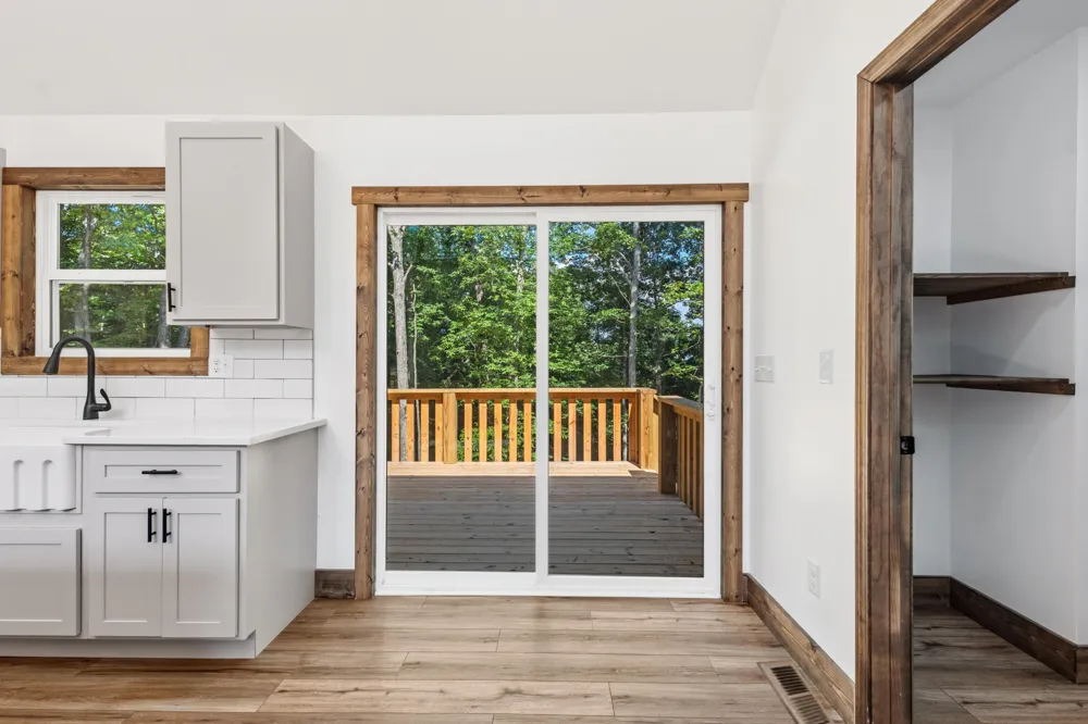 2377 Porch Rock Road Pikeville, TN 37367