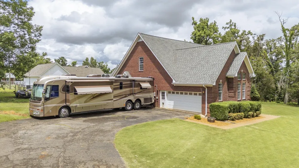 135 BETSY DR Savannah, TN 38372