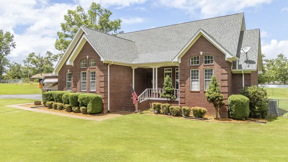 135 BETSY DR Savannah, TN 38372