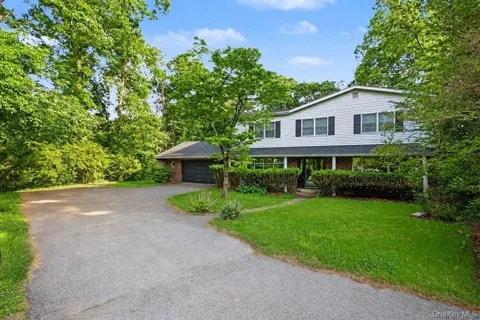 2 Troy Place