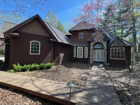 5650 Lily Lane