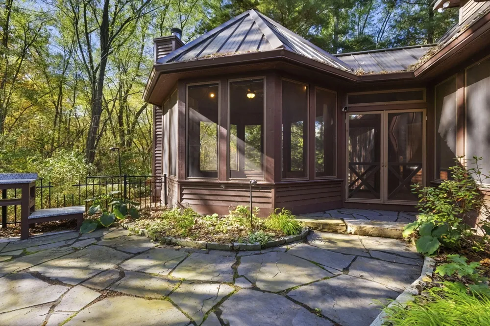 5650 Lily Lane Sawyer, MI 49125