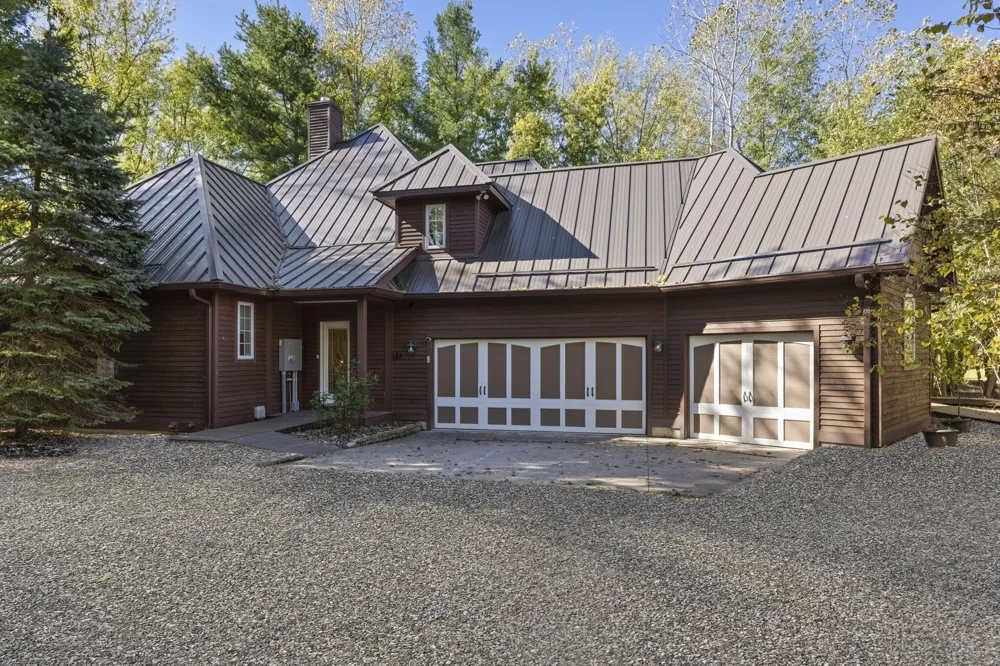 5650 Lily Lane Sawyer, MI 49125