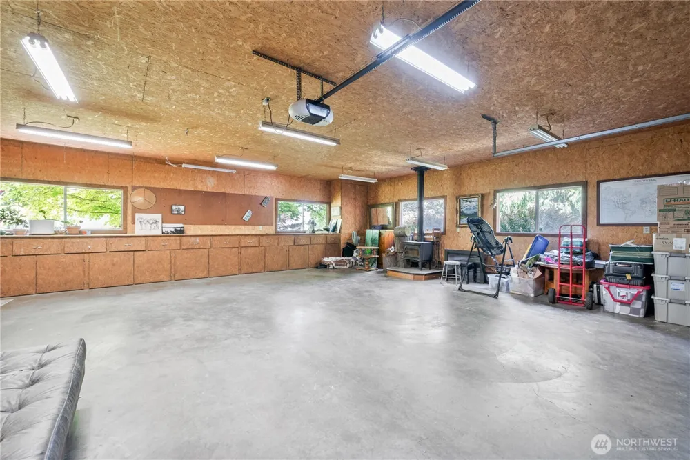 111 Appleman Drive Castle Rock, WA 98611